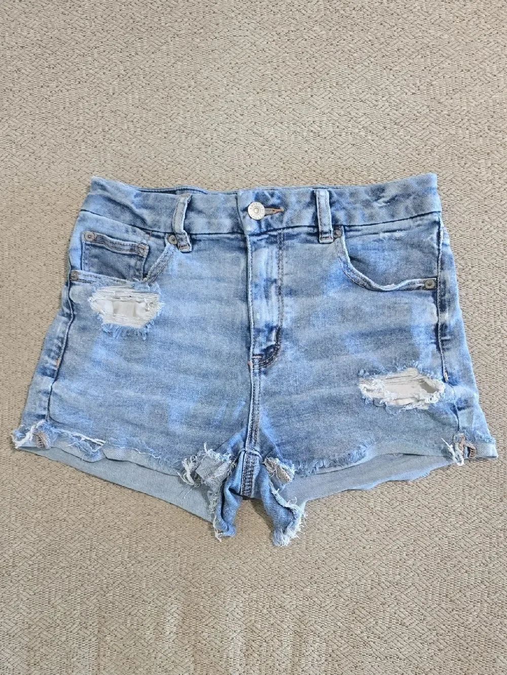 American Eagle Curvy High Rise Next Level  Stretch Distressed Jean Shorts-Size 6